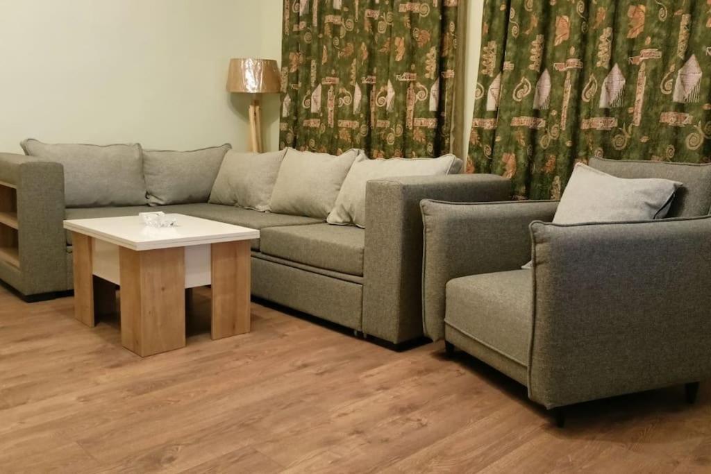 Flat 22 Apartment Тбилиси Екстериор снимка