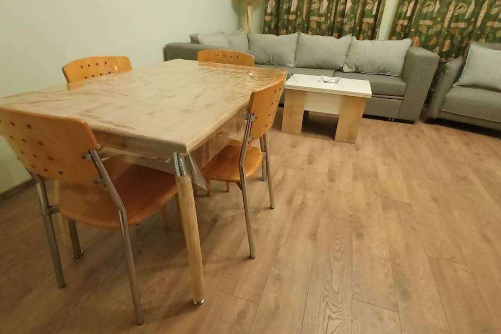 Flat 22 Apartment Тбилиси Екстериор снимка