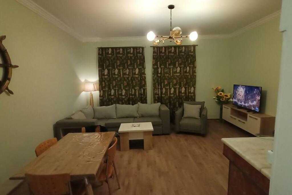 Flat 22 Apartment Тбилиси Екстериор снимка
