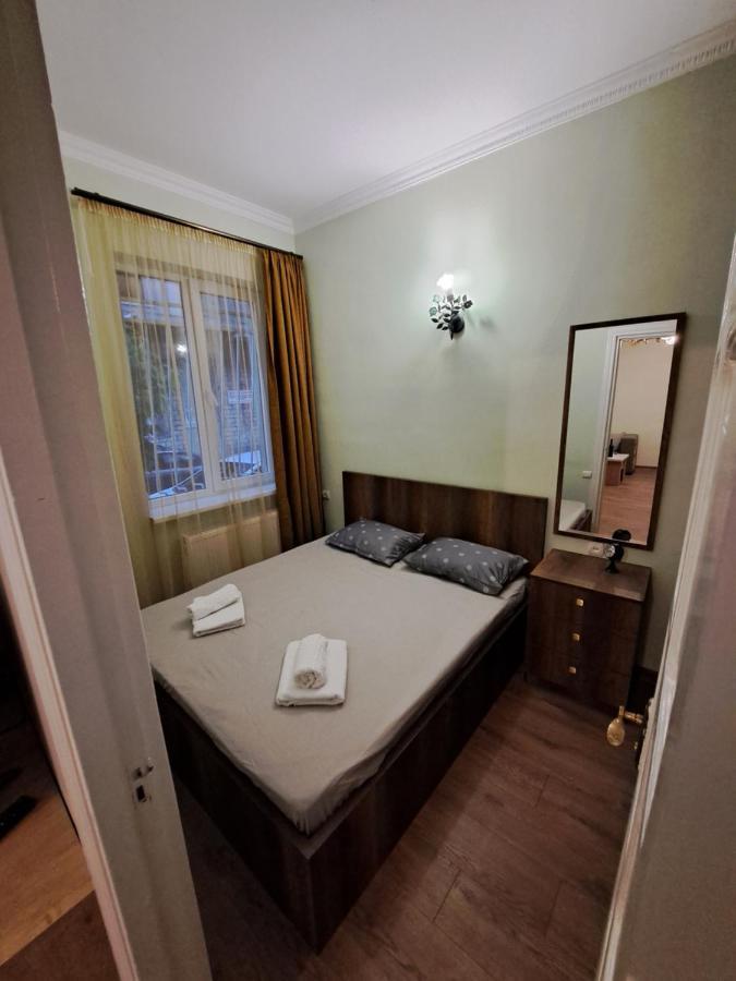 Flat 22 Apartment Тбилиси Екстериор снимка